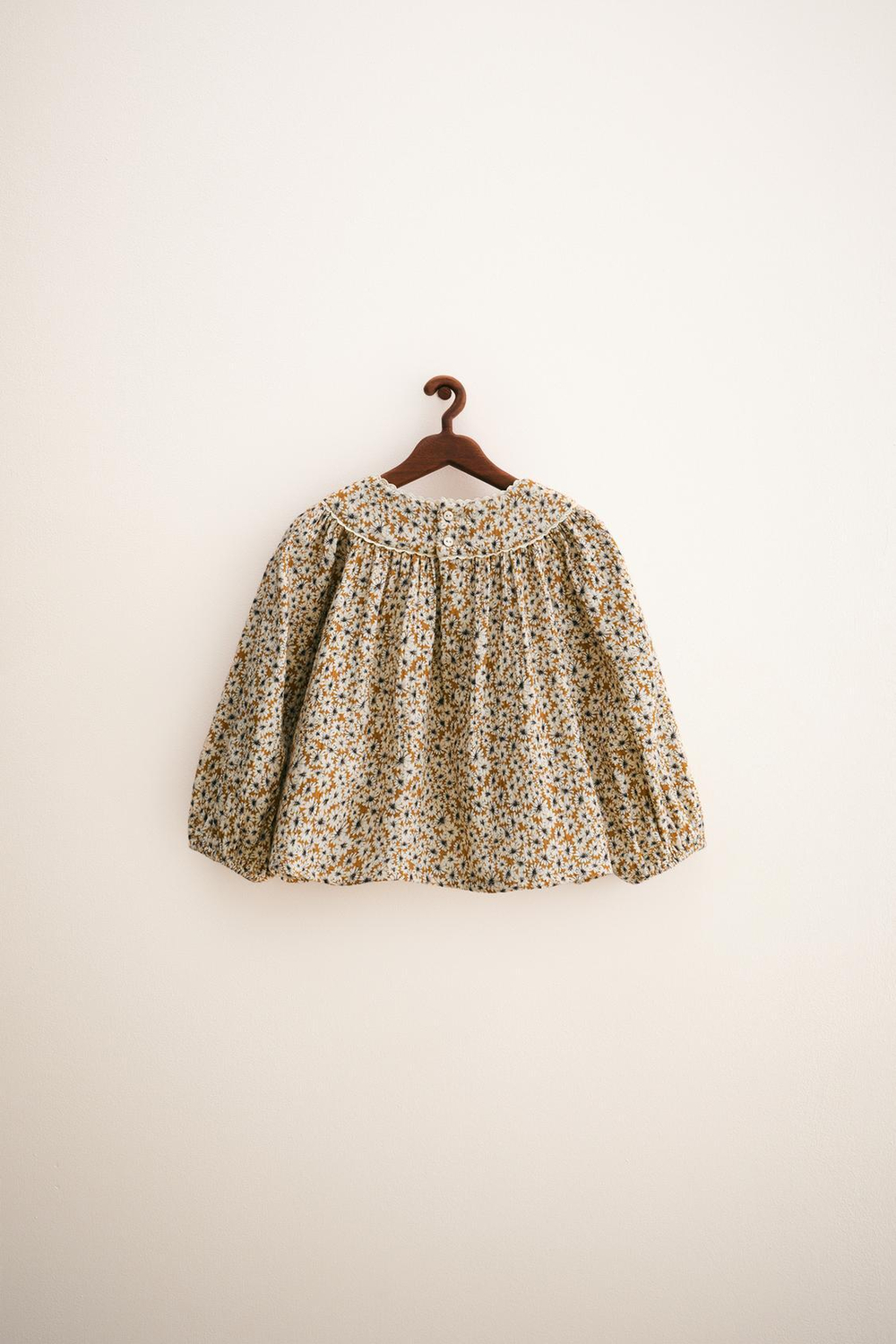 ZARA TIMELESS - БЛУЗА С ЦВЕТОЧНЫМ ПРИНТОМ, ГОРЧИЧНЫЙ