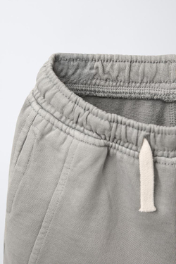 ZARA ШОРТЫ GARMENT DYE С ВЫШИТЫМ ЛОГОТИПОМ, БЕЖЕВЫЙ