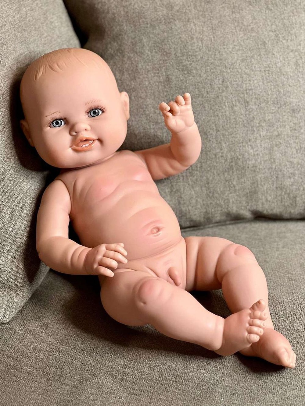 Кукла LAMAGIK виниловая Dani 45см (46707)