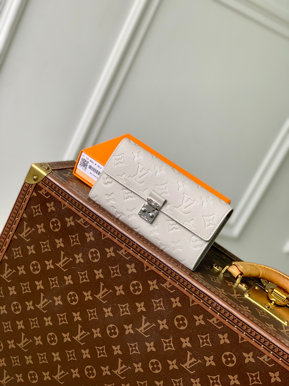 Louis Vuitton Sarah Wallet
