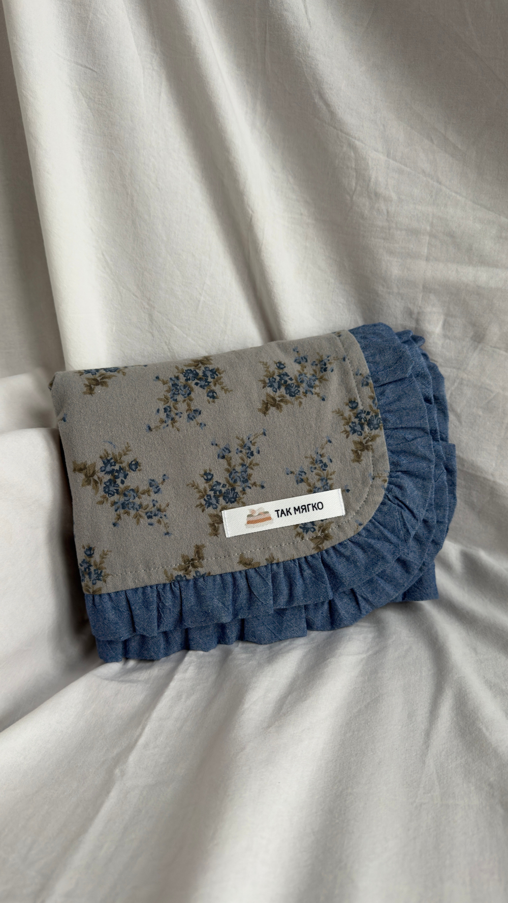 Непромокаемая пеленка 60х80 "Синие цветы с синим"