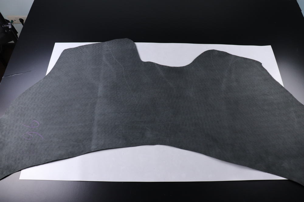 1,5-1,8 Юфть ш/с черная в воротках 96 дм² (КЛ)