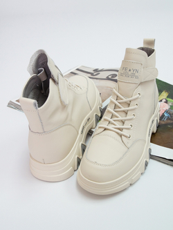 Ботинки женские демисезонные