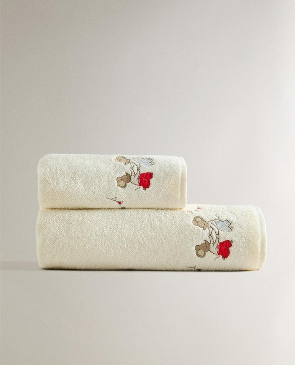 ZARA HOME ДЕТСКОЕ ПОЛОТЕНЦЕ «МЫШАТА», СВЕТЛО-БЕЖЕВЫЙ