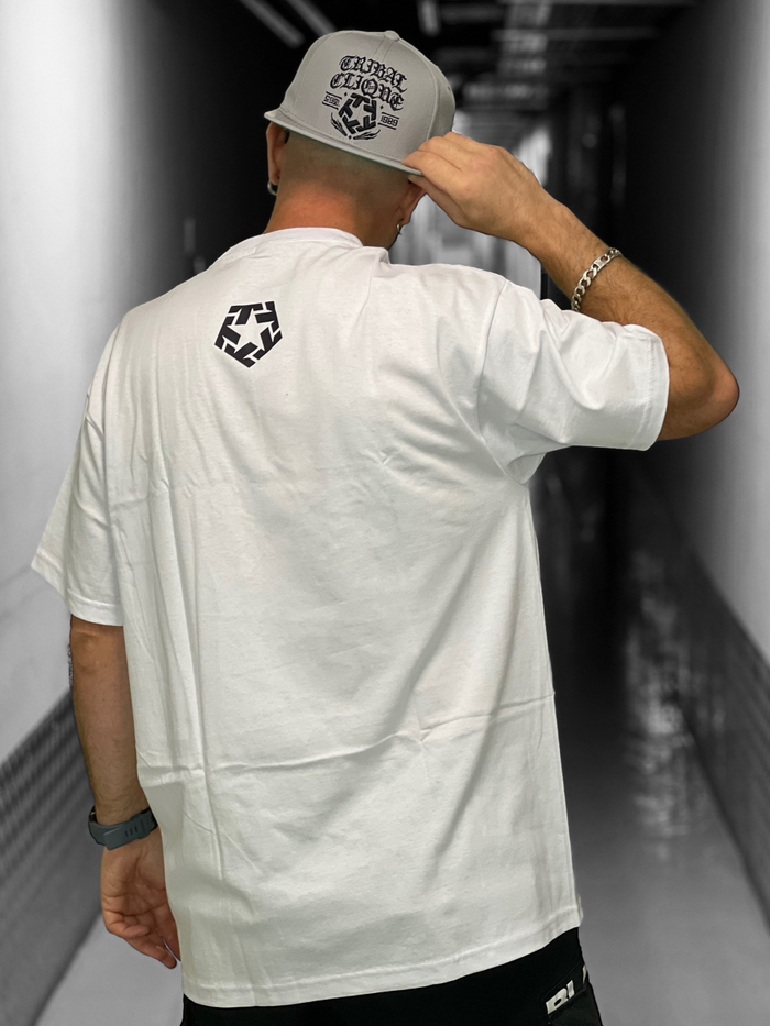 Футболка Tribal-Head Clique