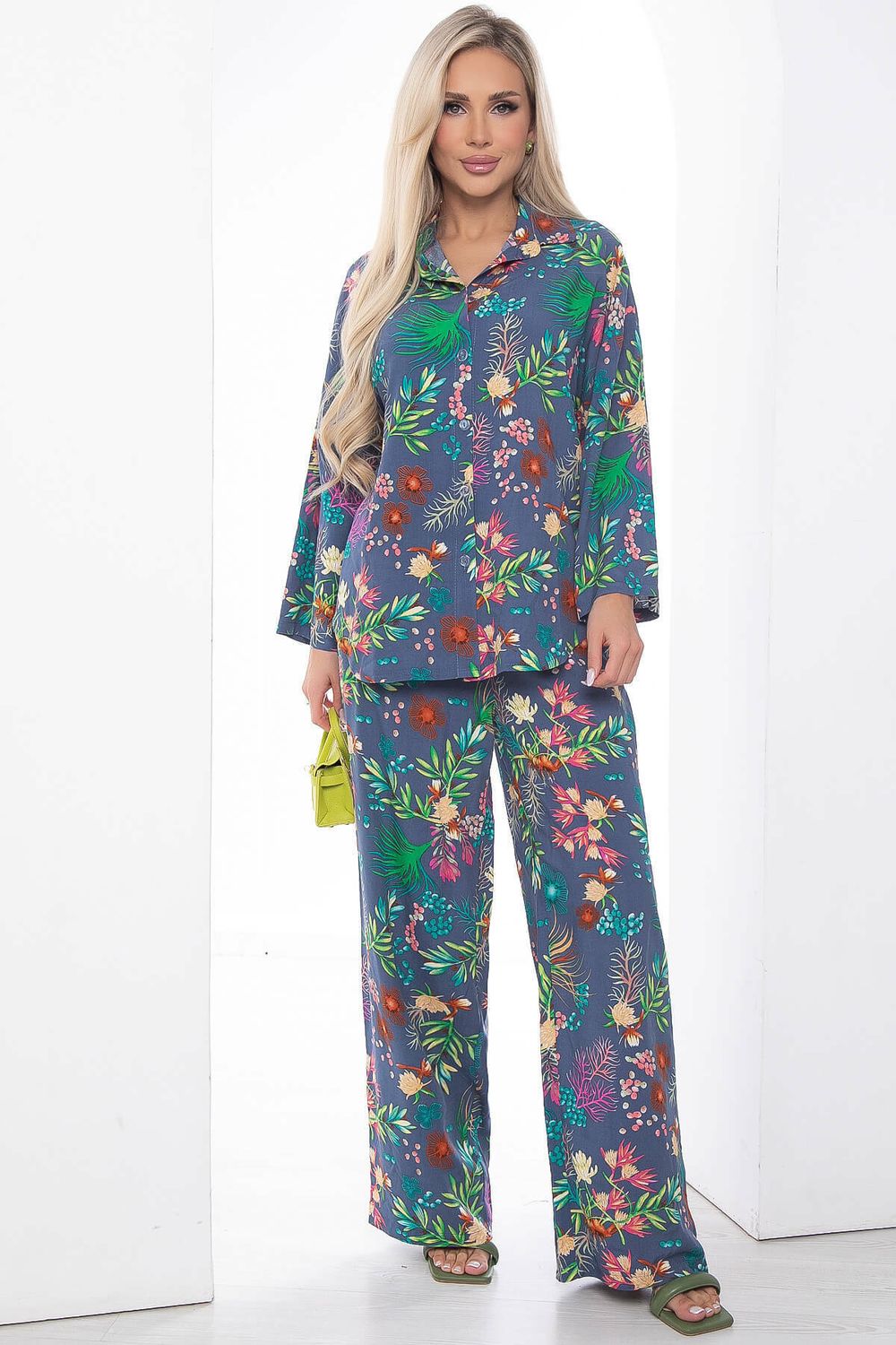 Костюм "Кассис" (синий) К8836 LT Collection (Акция)