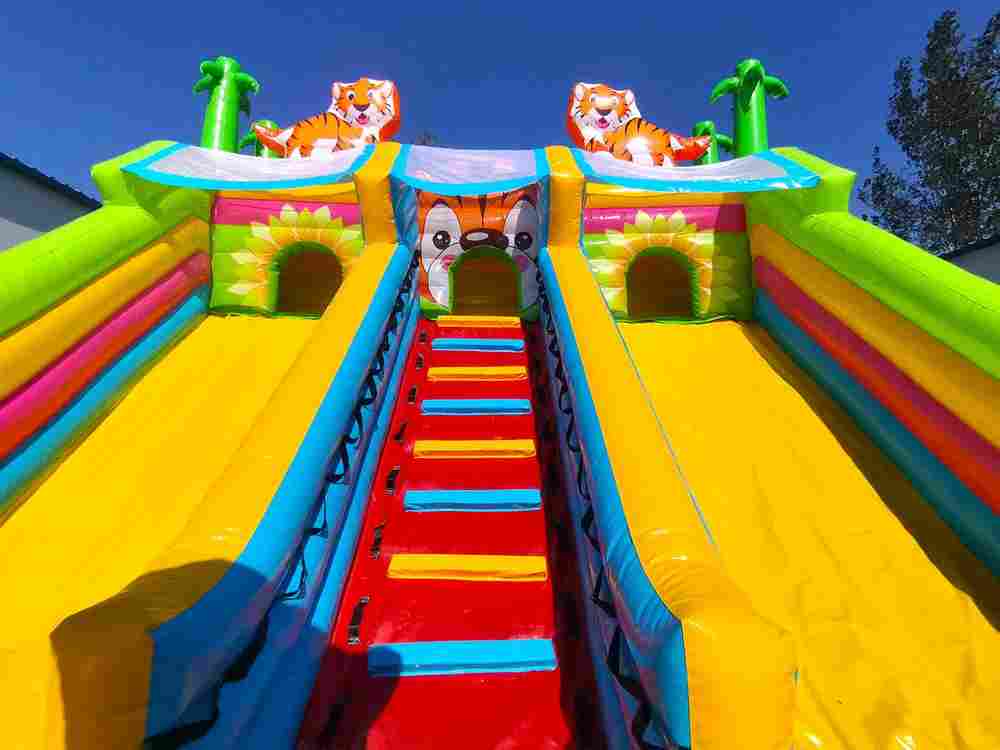 Коммерческий надувной батут «Тигриная страна 2», 10*6*5,5 м.