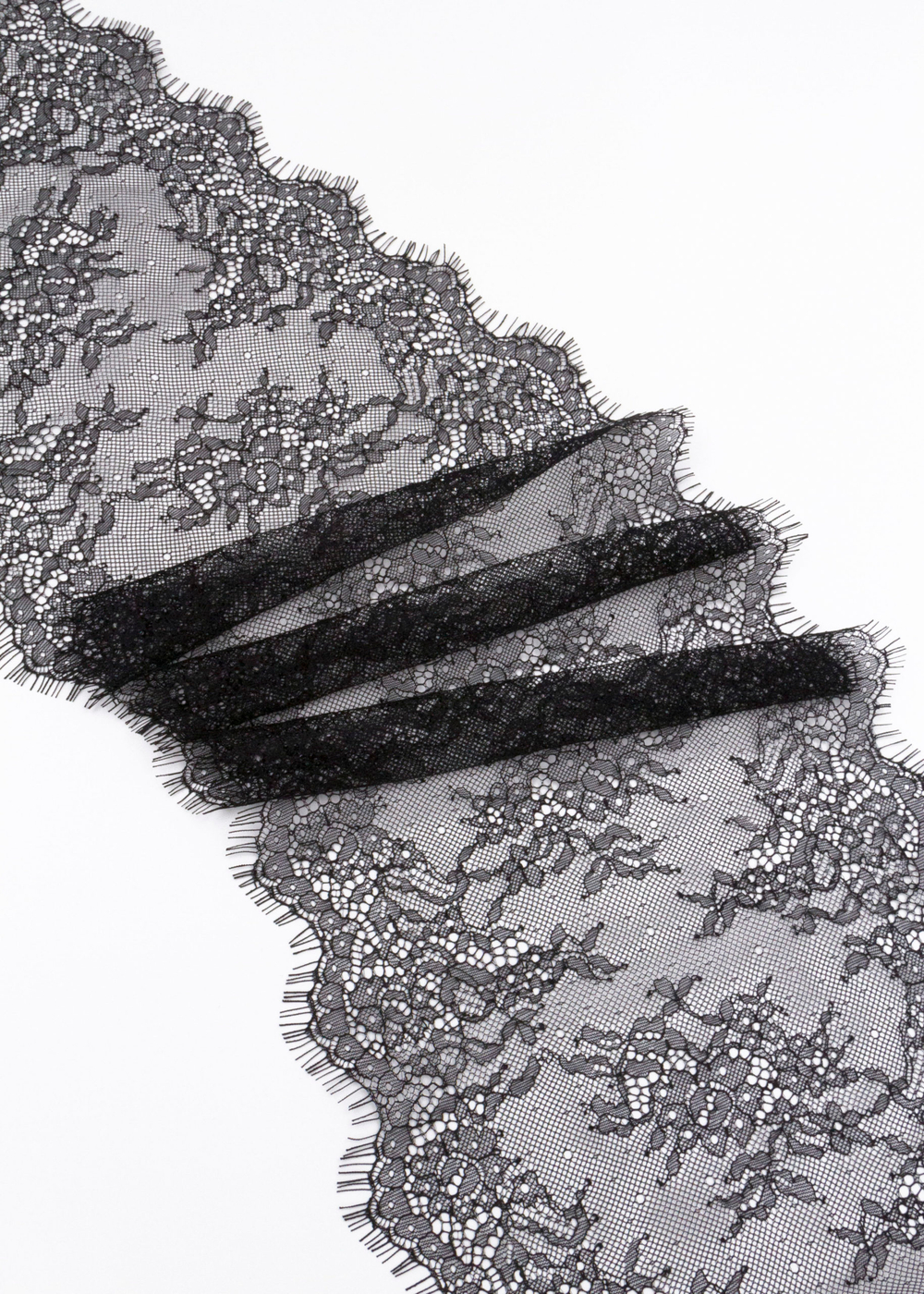 Кружево шантильи черное неэластичное ширина 22 см БРАК 2,9 м