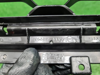 Решетка перед. бампера Mini Countryman F60 (16-20)