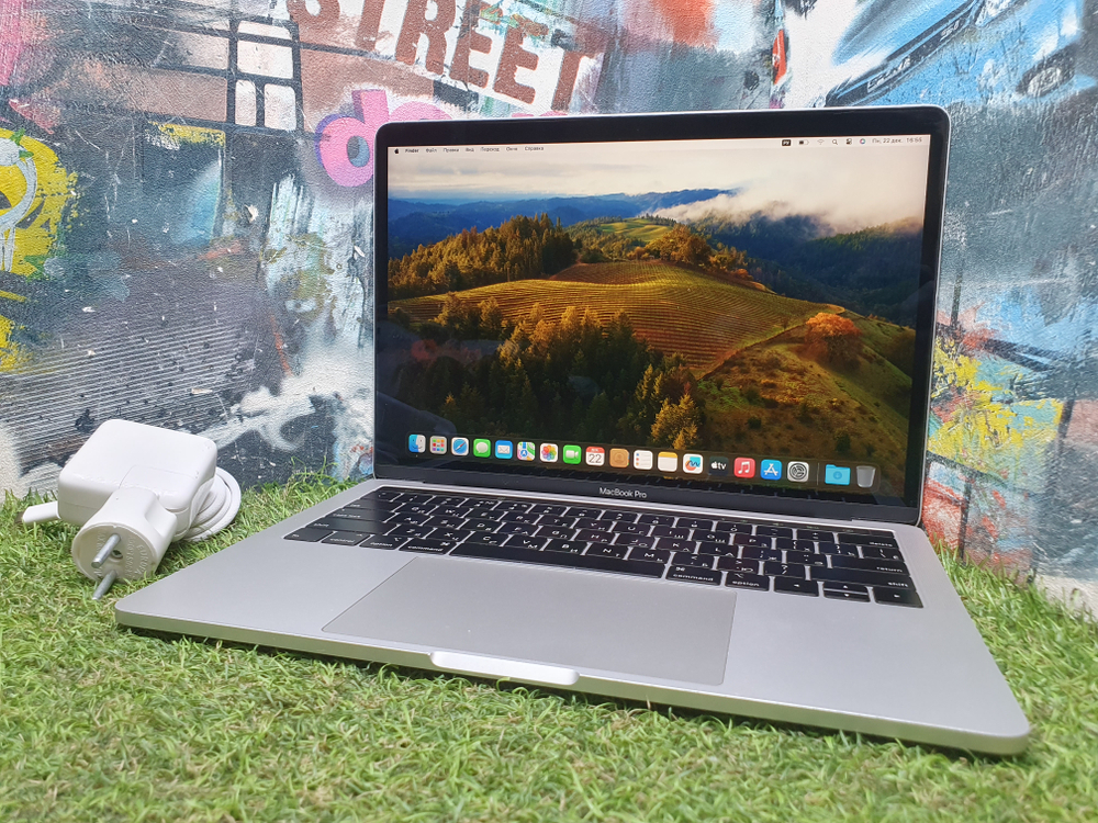 MacBook Pro 13 2018 A1989 Thunderbolt 3 i5/8GB/Retina