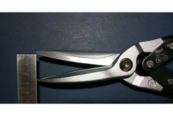 Ножницы Milwaukee по металлу длинные прямой рез 310 мм