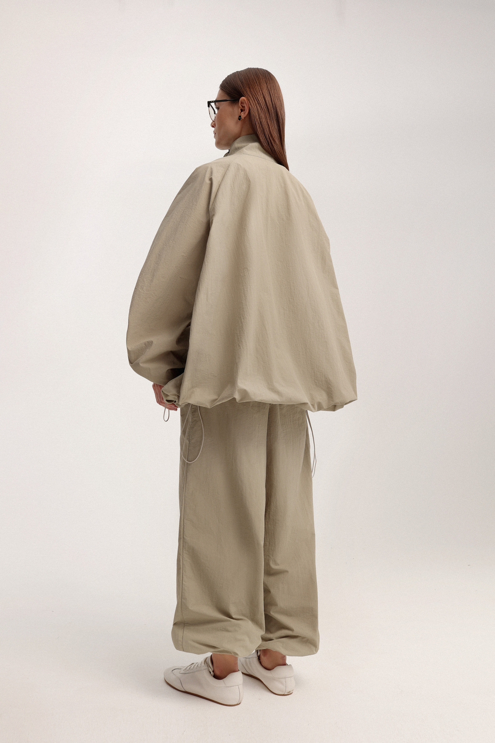 Брюки из плащевки