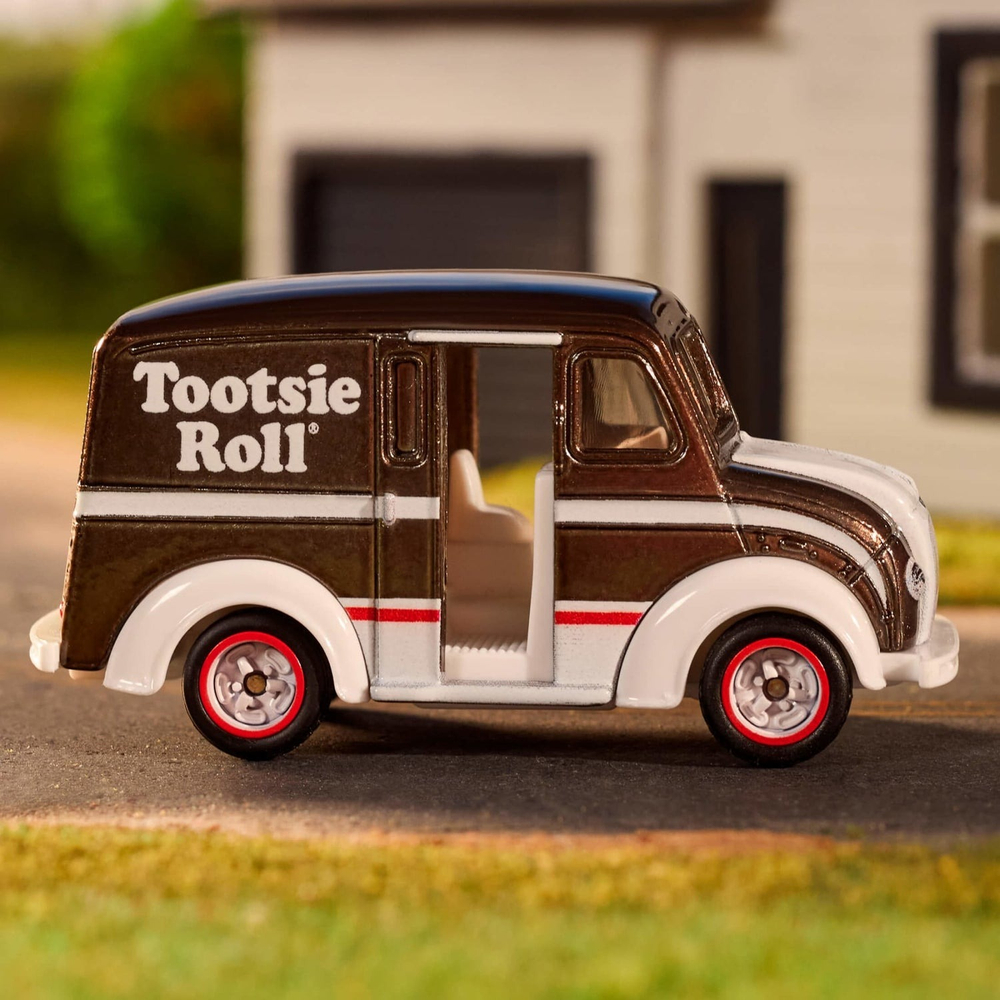 Matchbox Collectors Tootsie Roll Divco Milk Truck (2023)