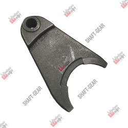 7DS180-1702055 - Вилка переключения передач на КПП