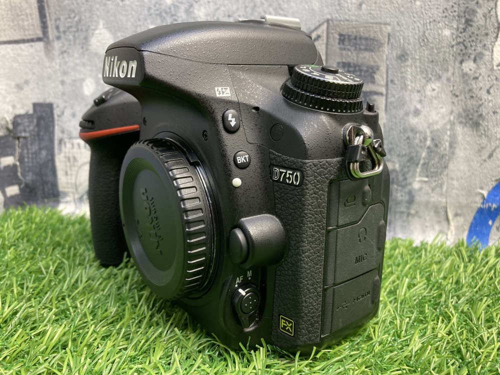 Nikon D750  Покупка/Продажа