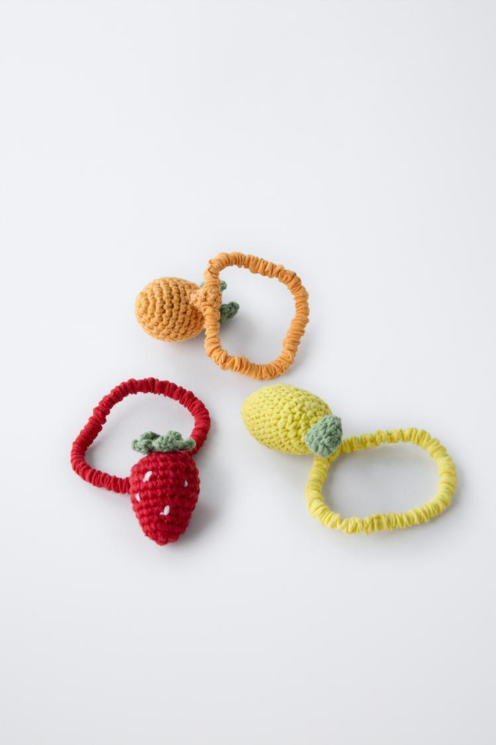 ZARA НАБОР ИЗ 3 РЕЗИНОК ДЛЯ ВОЛОС ИЗ КРУЖЕВА КРОШЕ, КРАСНЫЙ