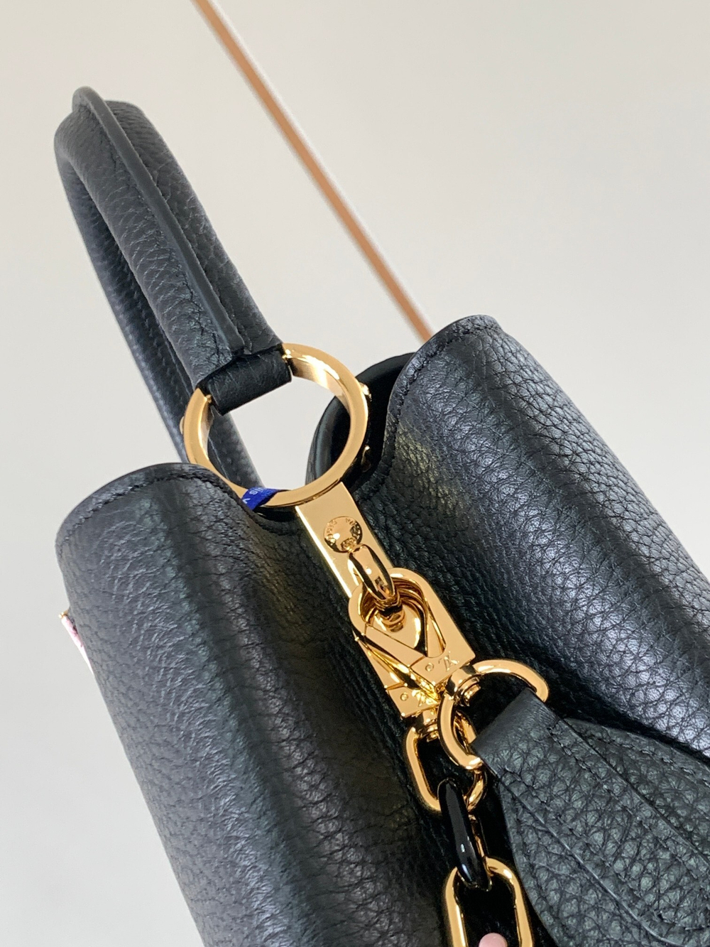Louis Vuitton Capucines MM