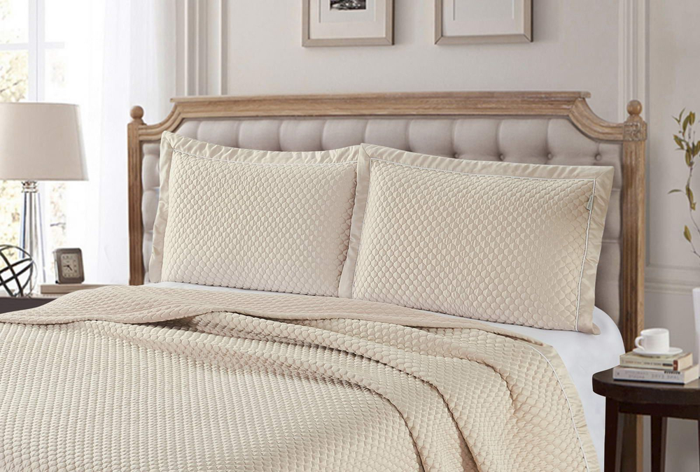 Покрывало 160х220 и наволочка 50х70 Sofi De MarkO Молли кремовое