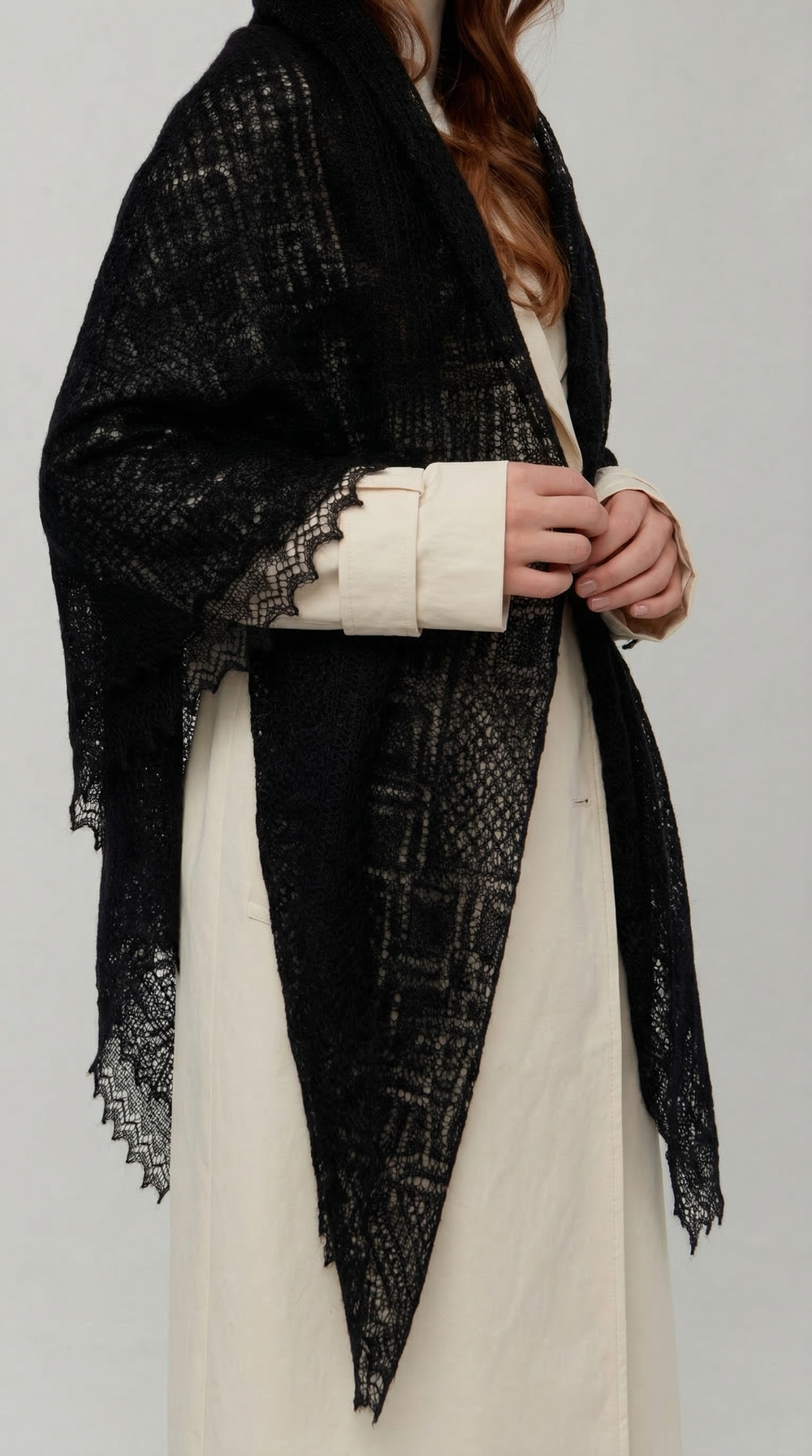 Оренбургский пуховый платок-паутинка А150-07 черный