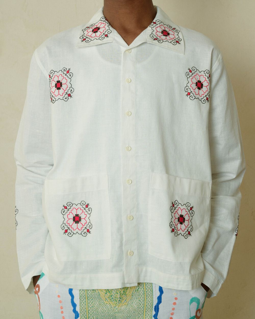 Рубашка Soeurs с Повторяющейся Вышивкой / Repeating Pattern Long Sleeve белая