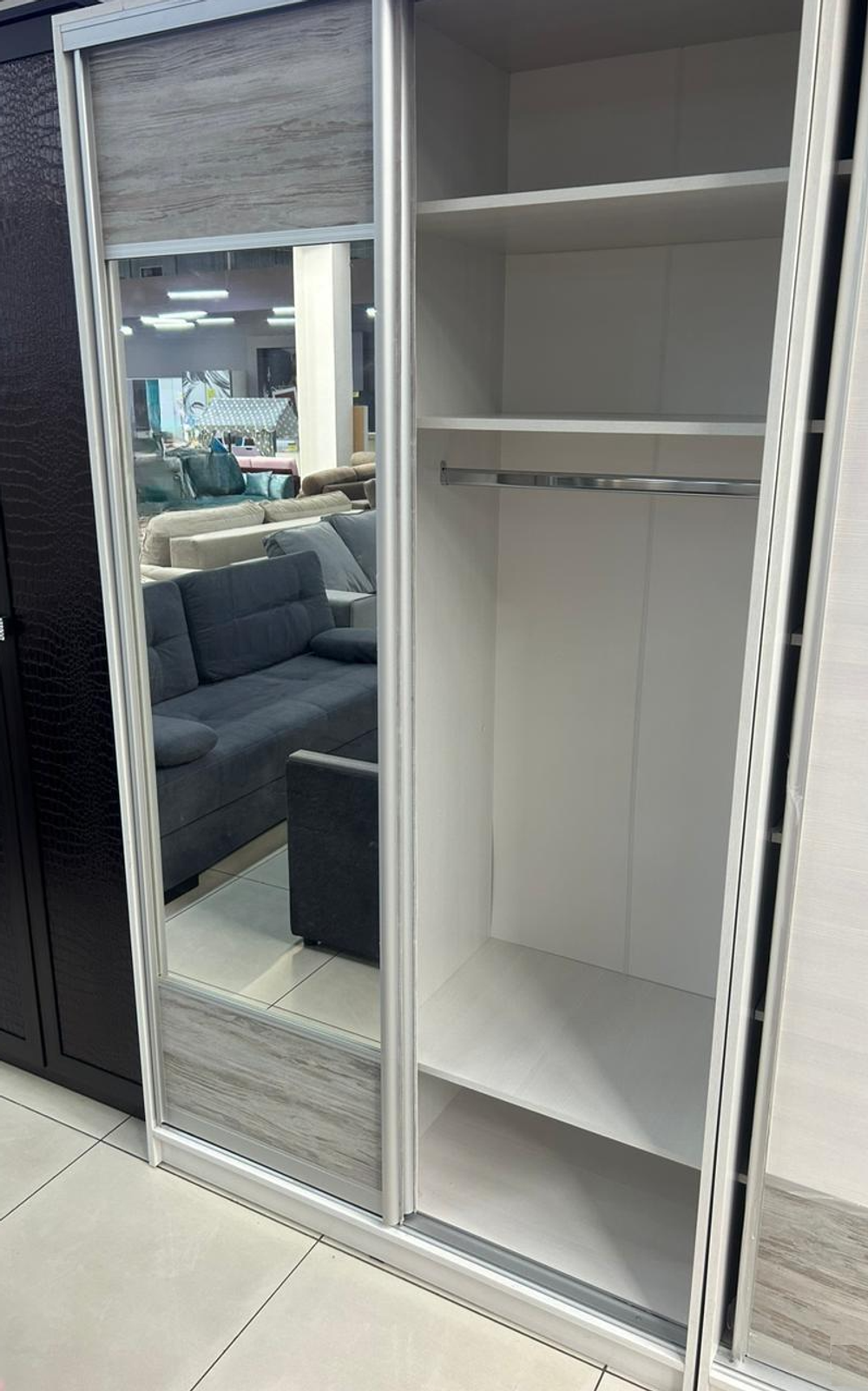 Шкаф-купе 2-х ств. с 1 зеркалом Пальмира Выбеленное дерево/артвуд темный