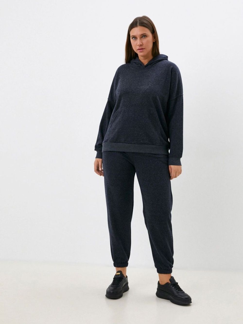 Костюм спортивный