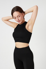 Топ халтер бесшовный