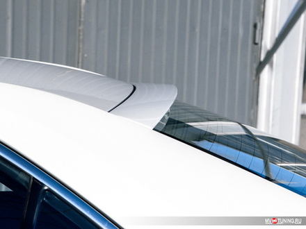 Козырек на заднее стекло