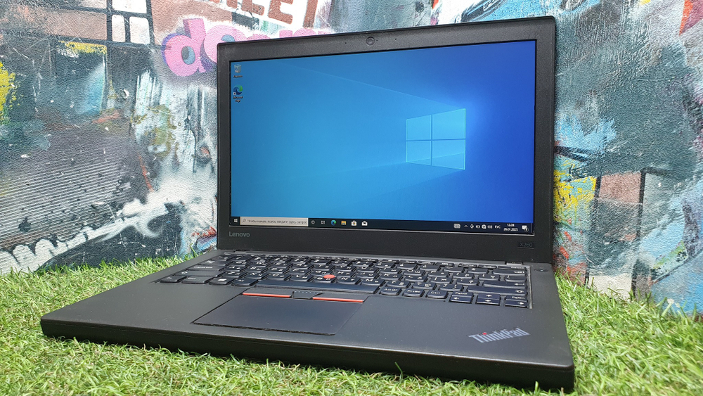Ноутбук Lenovo i5-6/16Gb/ThinkPad X260 20f5s2r800/Windows 10
