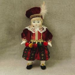 Сувенирная кукла Паж