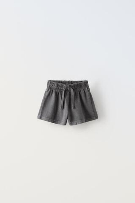 ZARA КОМПЛЕКТ ИЗ ФУТБОЛКИ И ШОРТОВ, АНТРАЦИТОВО-СЕРЫЙ