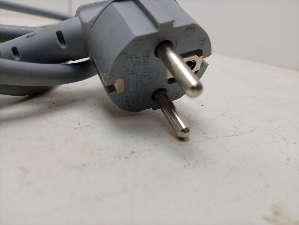 WP79/2 ктп6 Сетевой шнур для стиральных машин Whirlpool 481932118136 б/у