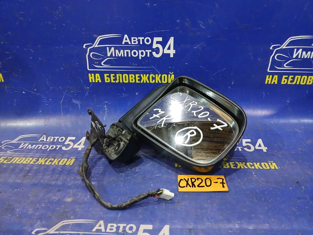 Зеркало правое TOYOTA ESTIMA 1995