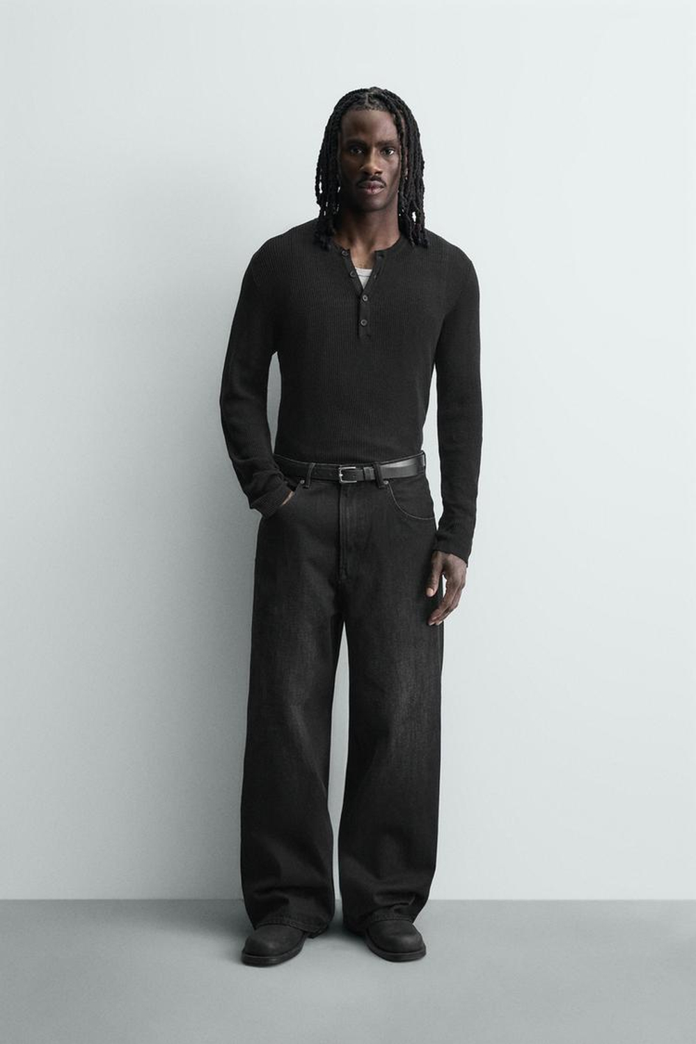 ZARA ДЖИНСЫ BAGGY FIT С РАЗРЕЗАМИ, ЧЕРНЫЙ