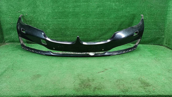 Бампер передний BMW 7er G11 G12 (2015-2019)