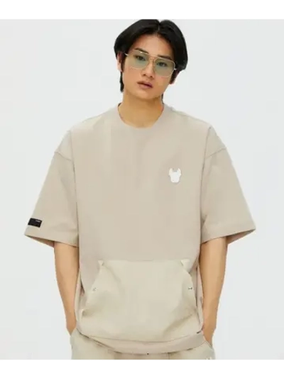 Футболка с нашивным карманом