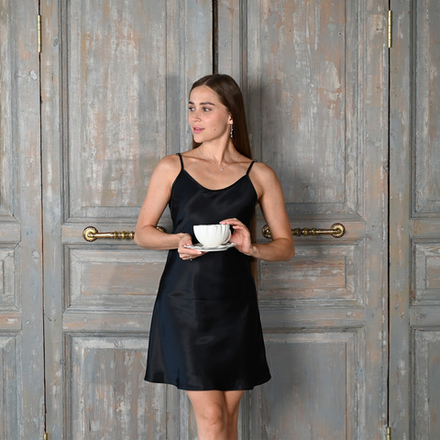 Ночная сорочка VAKSILK из натурального шёлка CLASSIC SHORT ЧЁРНЫЙ АНТРАЦИТ