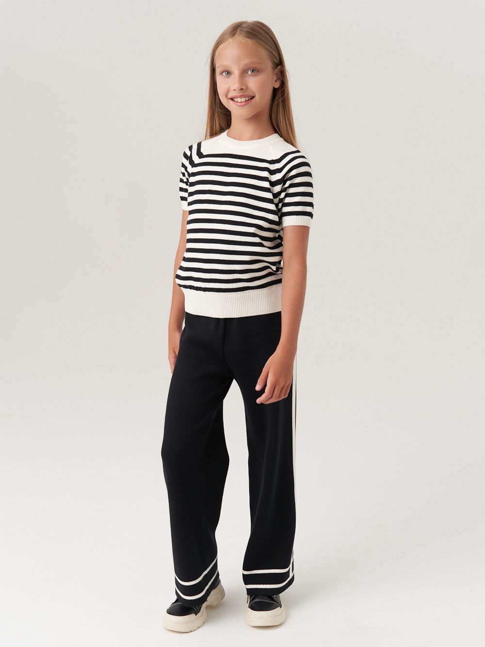 Джемпер для девочки с коротким рукавом AT1012 молочный-черный
