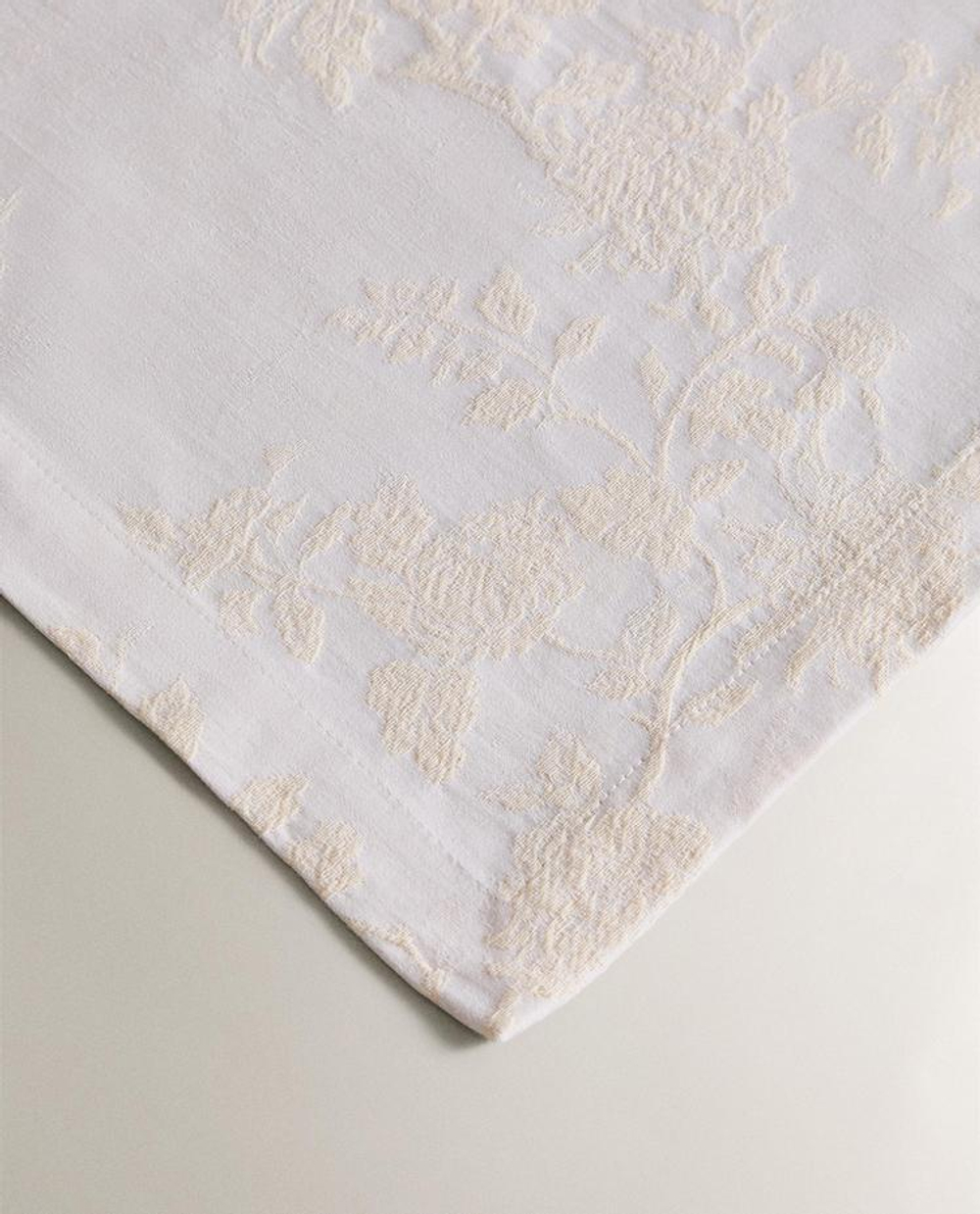 ZARA HOME ЖАККАРДОВАЯ САЛФЕТКАУ (УПАКОВКА ИЗ 2 ШТУК), БЕЖЕВЫЙ