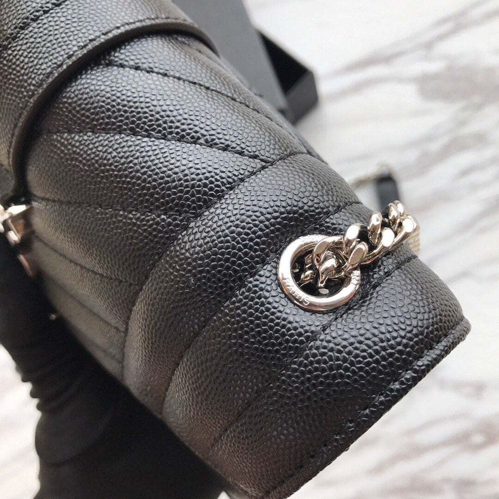 Yves Saint Laurent Envelope 21 cm