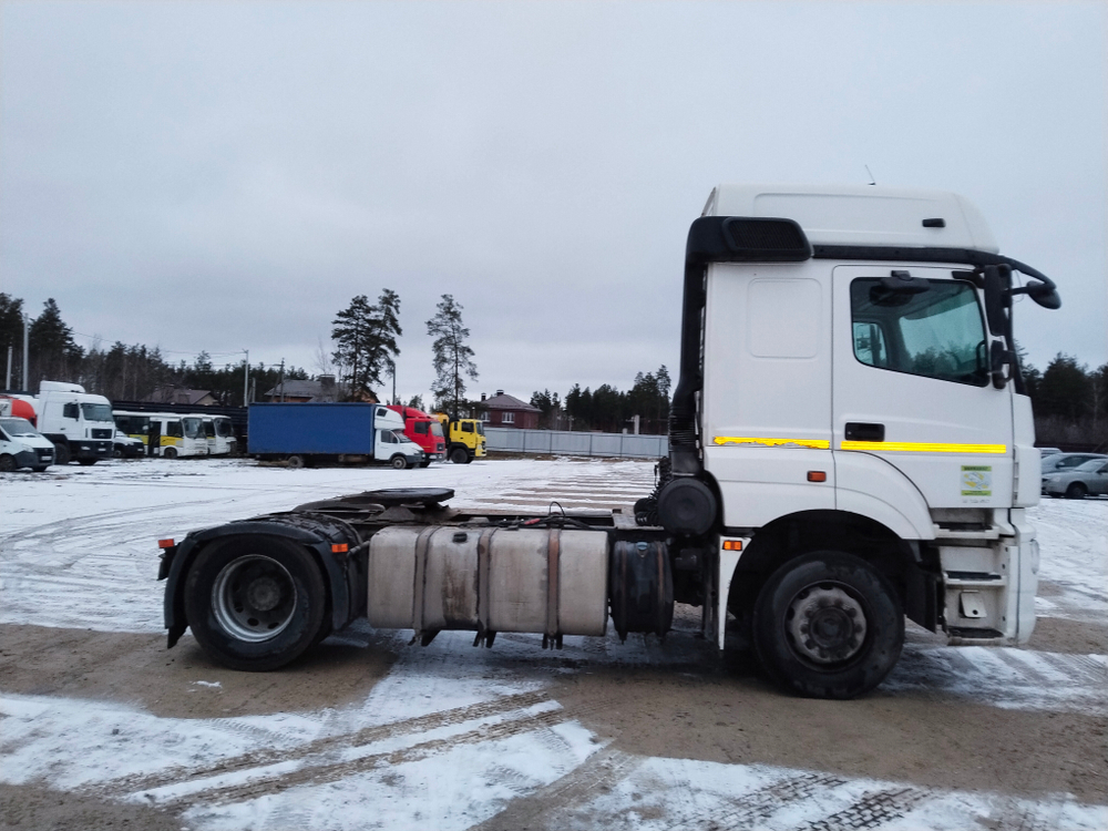 КамАЗ 5490 4x2 Седельный тягач 5490-032-87(S5) NEO (Дизельный, 12,0 л, 401 л.с., МТ)