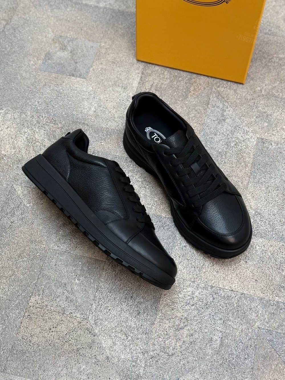 Кроссовки Bally