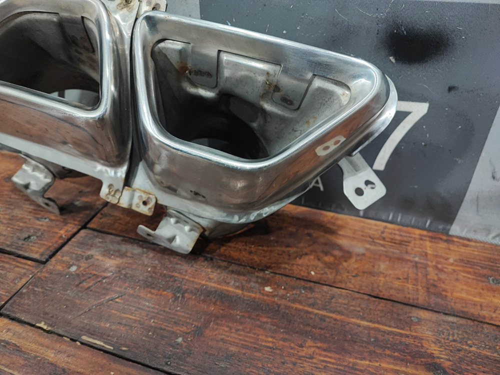 Насадка глушителя левая Changan UNI-T 20-нв Б/У Оригинал S202F2713031003