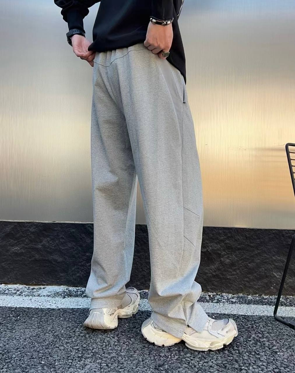 Спортивные штаны Balenciaga