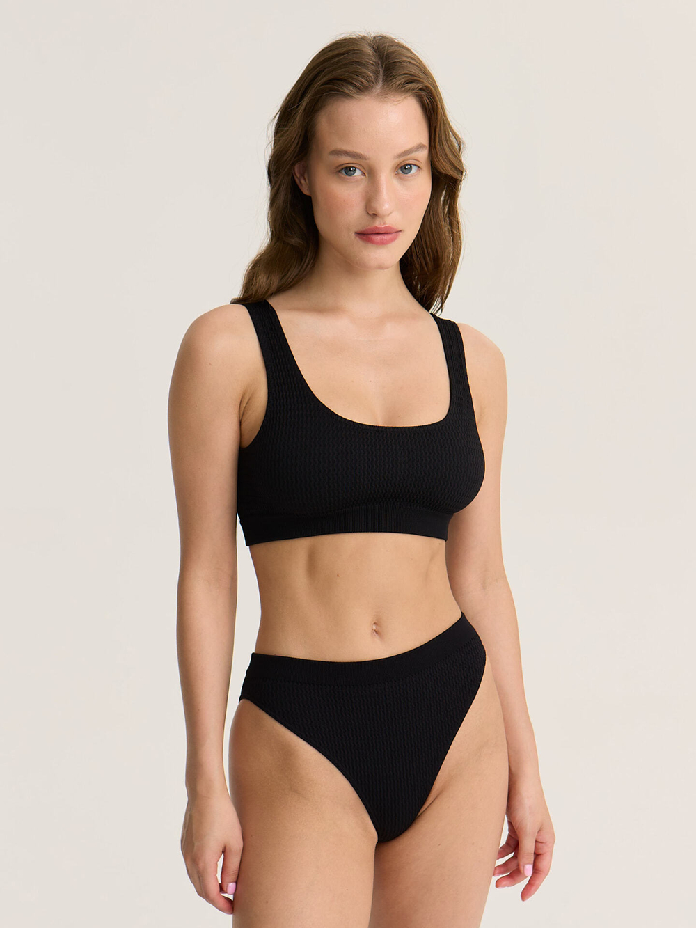 Купальный топ бикини