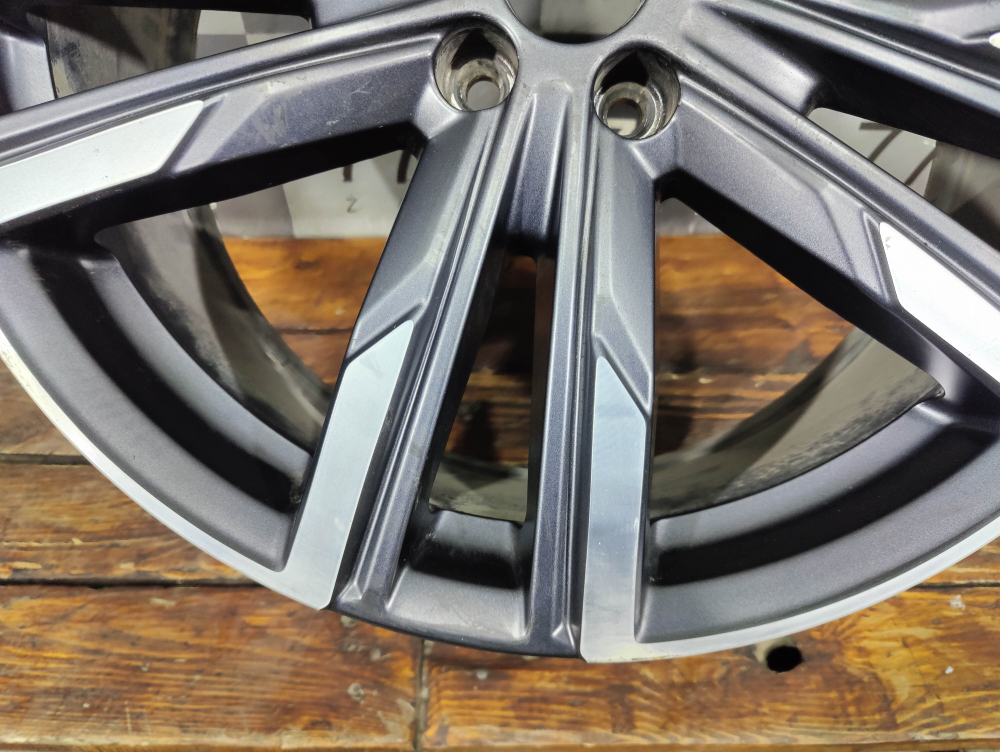 Диск колесный литой R20 Geely Monjaro 21-нв Б/У Оригинал 8892585146