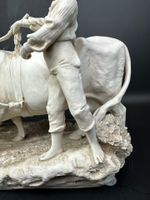 Фарфоровая композиция — Мальчик с коровами