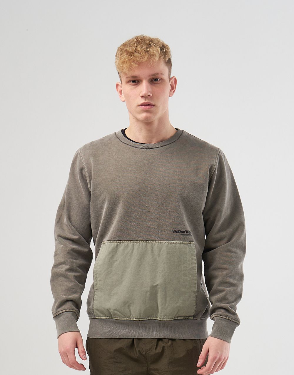 Толстовка We Don’t Care GD Sweatshirt Khaki