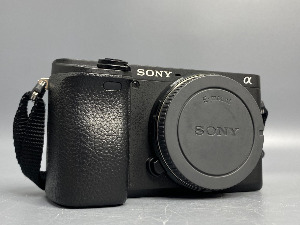 Sony A6400 14.000 кадров
