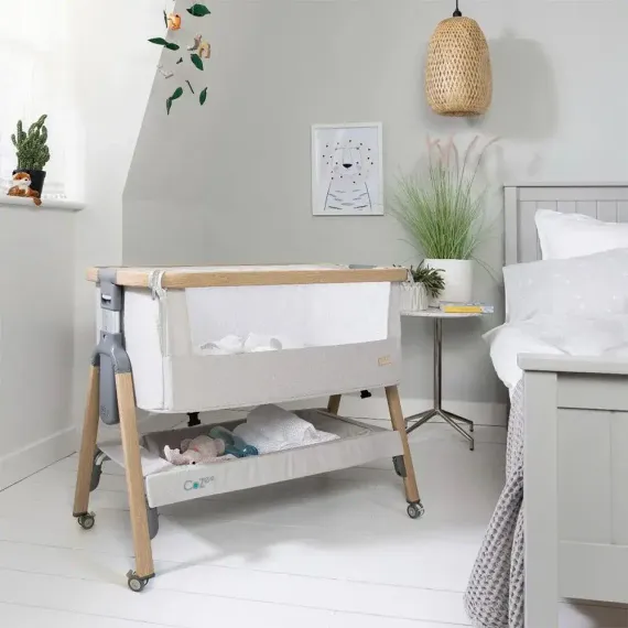 Колыбель приставная Tutti Bambini CoZee Scandinavian Walnut and Ecru с колесами